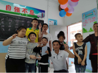 環(huán)保公益行動(dòng)，好寫與你同行